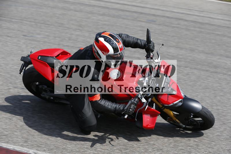 /27 12.06.2025 Ducati Schweiz Trackday Warmup  ADR/gruen-vert/ohne